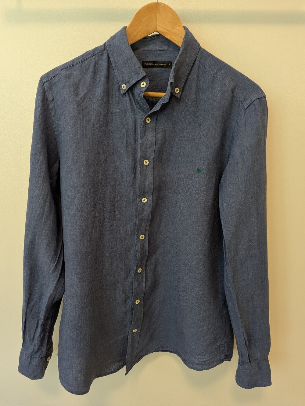 Purificacion Garcia Men's Indigo Button-Down Linen Shirt Size M